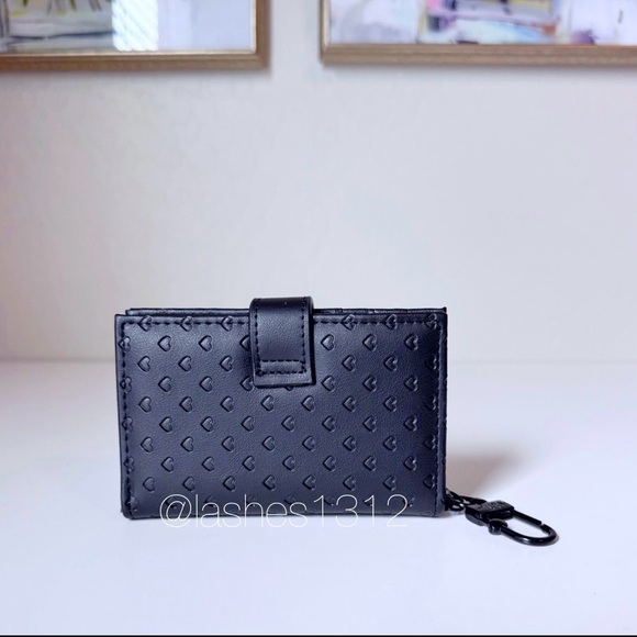 Black Heart Pattern Wallet - Picture 3 of 5